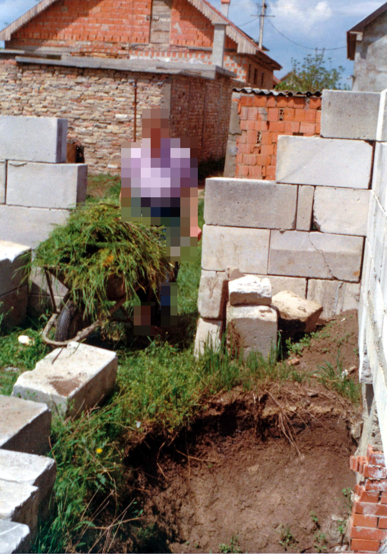 The staircase was just hewn into the soil, repeatedly.